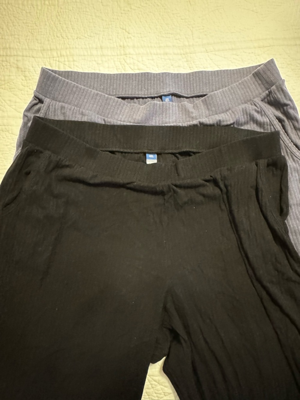 3 Pair Old Navy Ribbed Pull-On Pants Set in Cream, Black & Navy - Picture 2 of 3